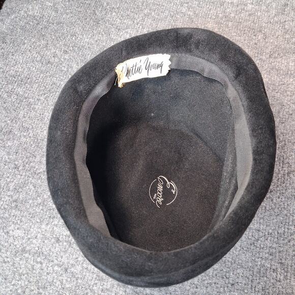 Nettie Young Vintage Cocktail Hat Women Black Velvet Gold Trim 1950s main image 8